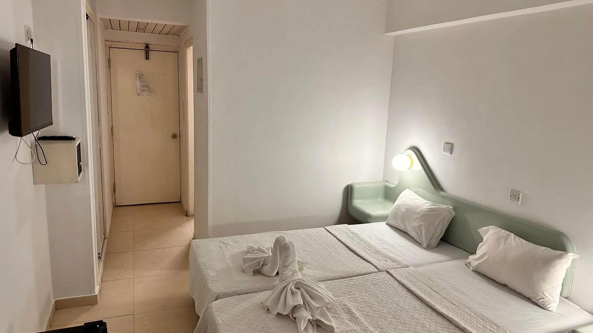 San Remo Hotel Larnaca 2*,  Cyprus